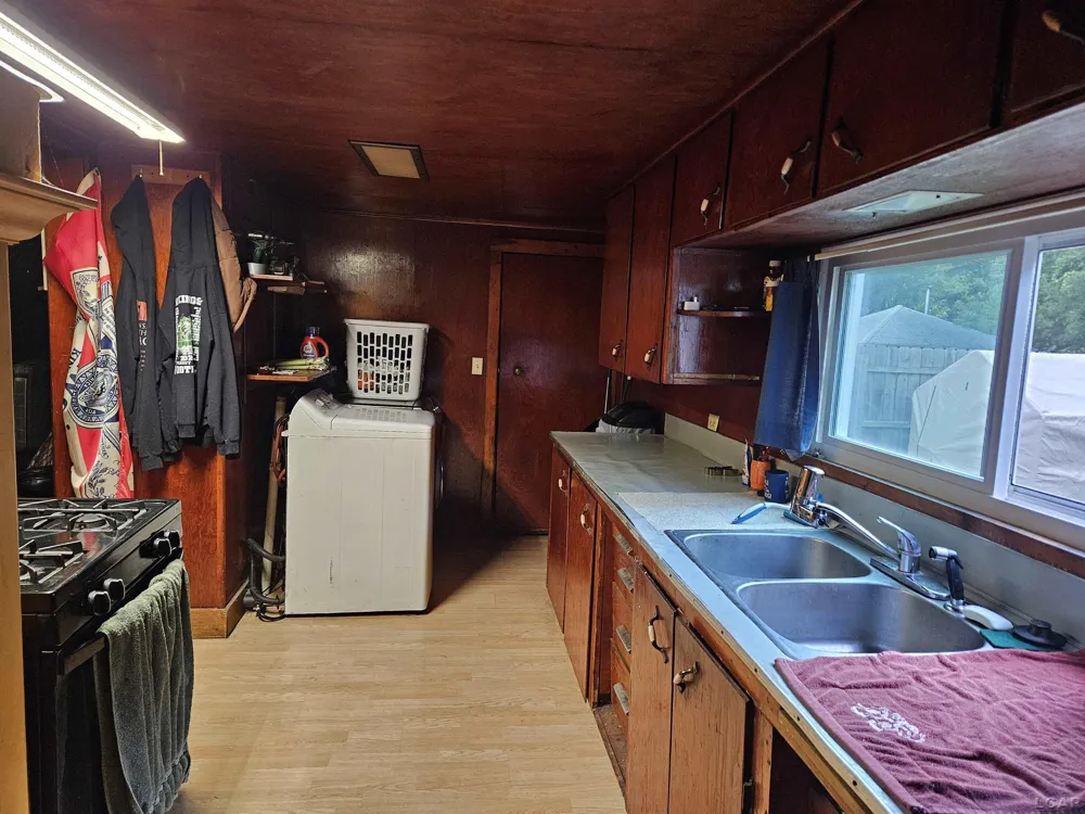 1118 WALKER STREET Jackson City, MI 49202