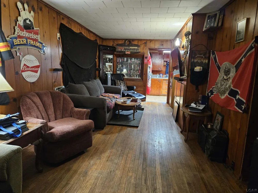 1118 WALKER STREET Jackson City, MI 49202