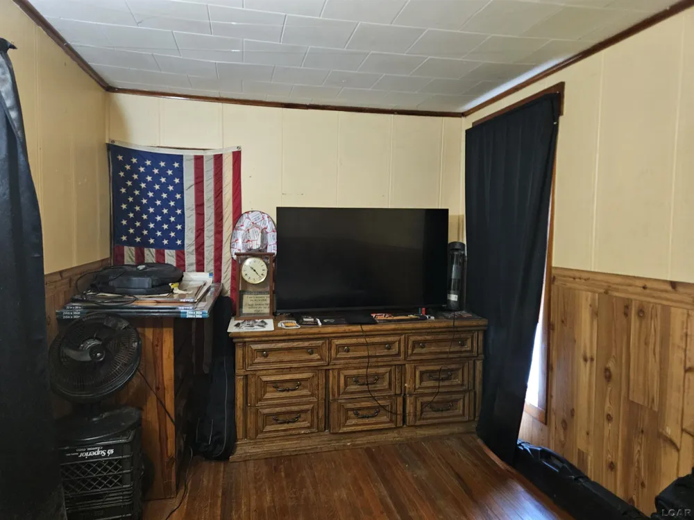 1118 WALKER STREET Jackson City, MI 49202