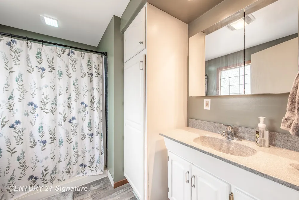 1180 Winding Wood Drive Grant Township, MI 48622