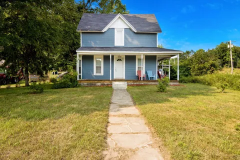 11242 Main Street