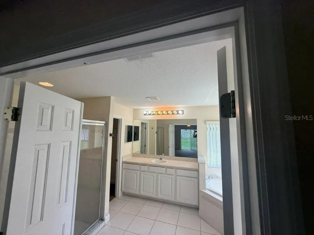 960 CHASE COURT Winter Garden, FL 34787