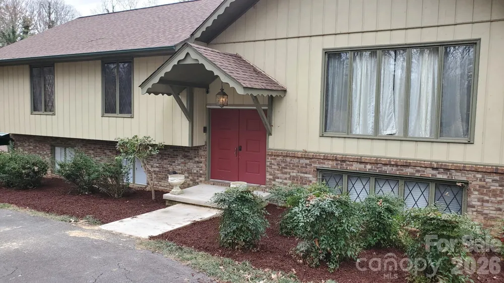 200 Woodland Circle Rutherfordton, NC 28139