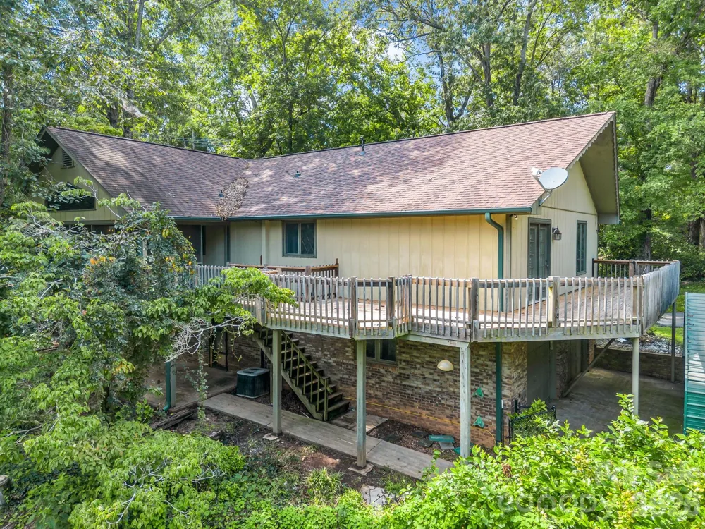 200 Woodland Circle Rutherfordton, NC 28139