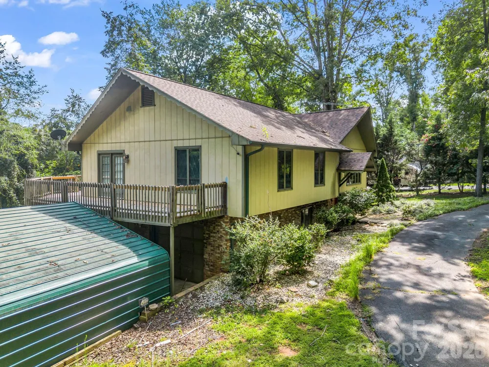 200 Woodland Circle Rutherfordton, NC 28139