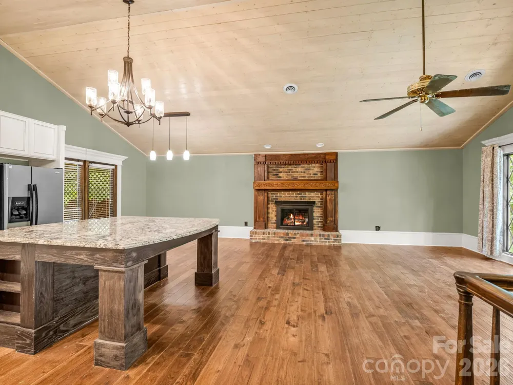200 Woodland Circle Rutherfordton, NC 28139