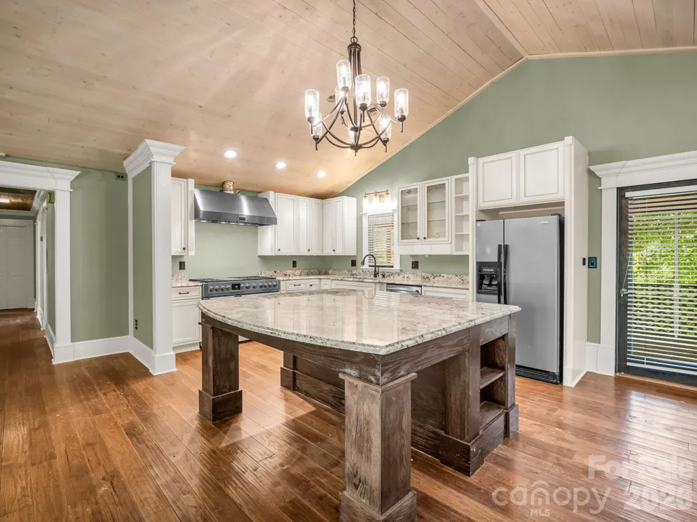 200 Woodland Circle Rutherfordton, NC 28139