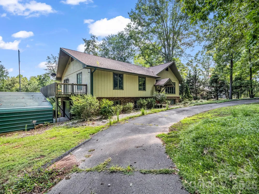 200 Woodland Circle Rutherfordton, NC 28139