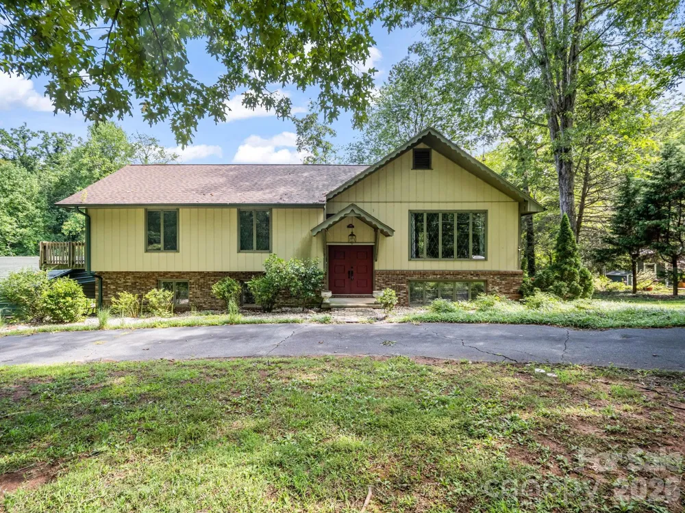 200 Woodland Circle Rutherfordton, NC 28139