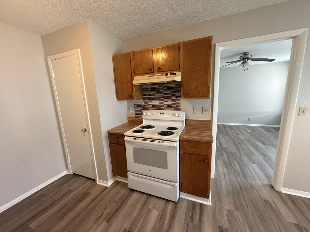 817 Lloyd Lane #A Elgin, TX 78621