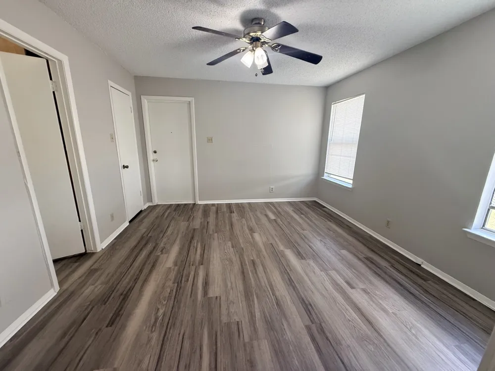 817 Lloyd Lane #A Elgin, TX 78621