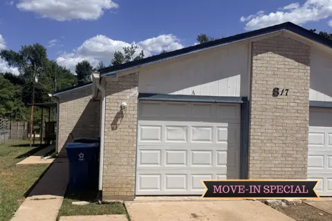 817 Lloyd Lane #A