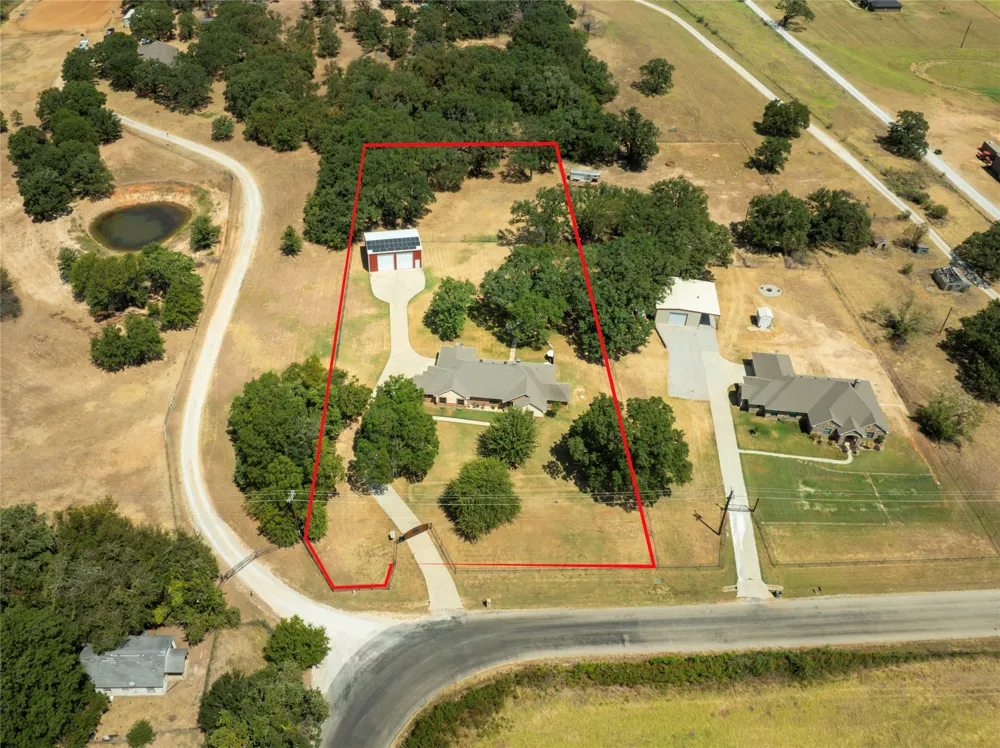 448 County Road 3690 Boyd, TX 76023