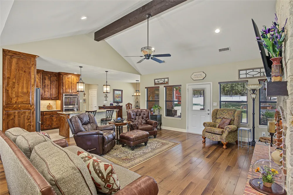 448 County Road 3690 Boyd, TX 76023