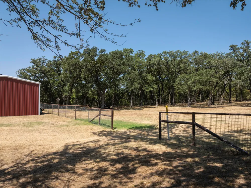 448 County Road 3690 Boyd, TX 76023