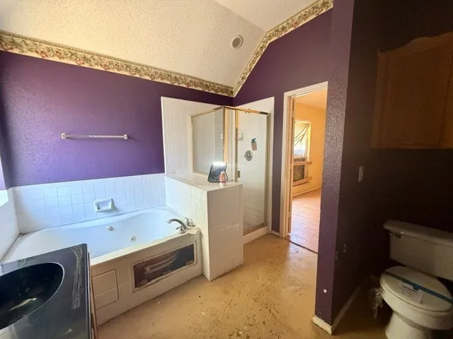 111 Craddock Glenn Heights, TX 75154