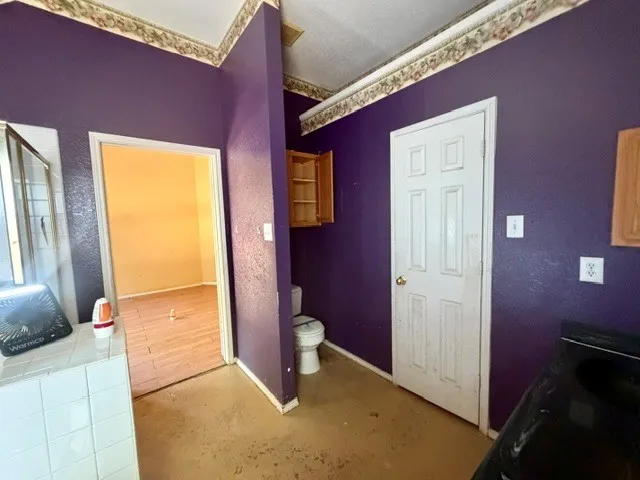111 Craddock Glenn Heights, TX 75154