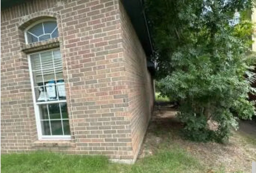 111 Craddock Glenn Heights, TX 75154