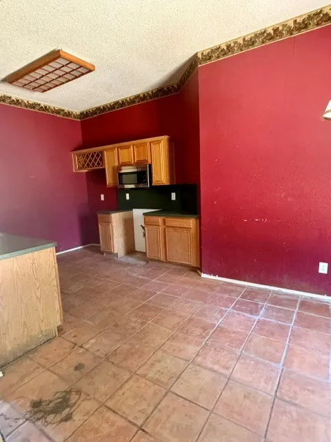 111 Craddock Glenn Heights, TX 75154