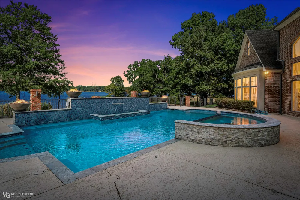 5081 Westrilee Drive Benton, LA 71006
