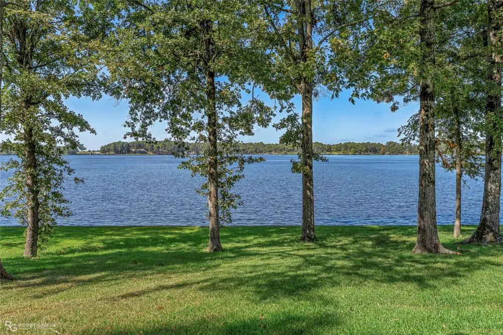 5081 Westrilee Drive Benton, LA 71006