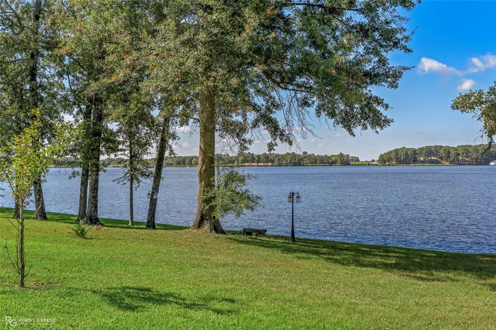 5081 Westrilee Drive Benton, LA 71006