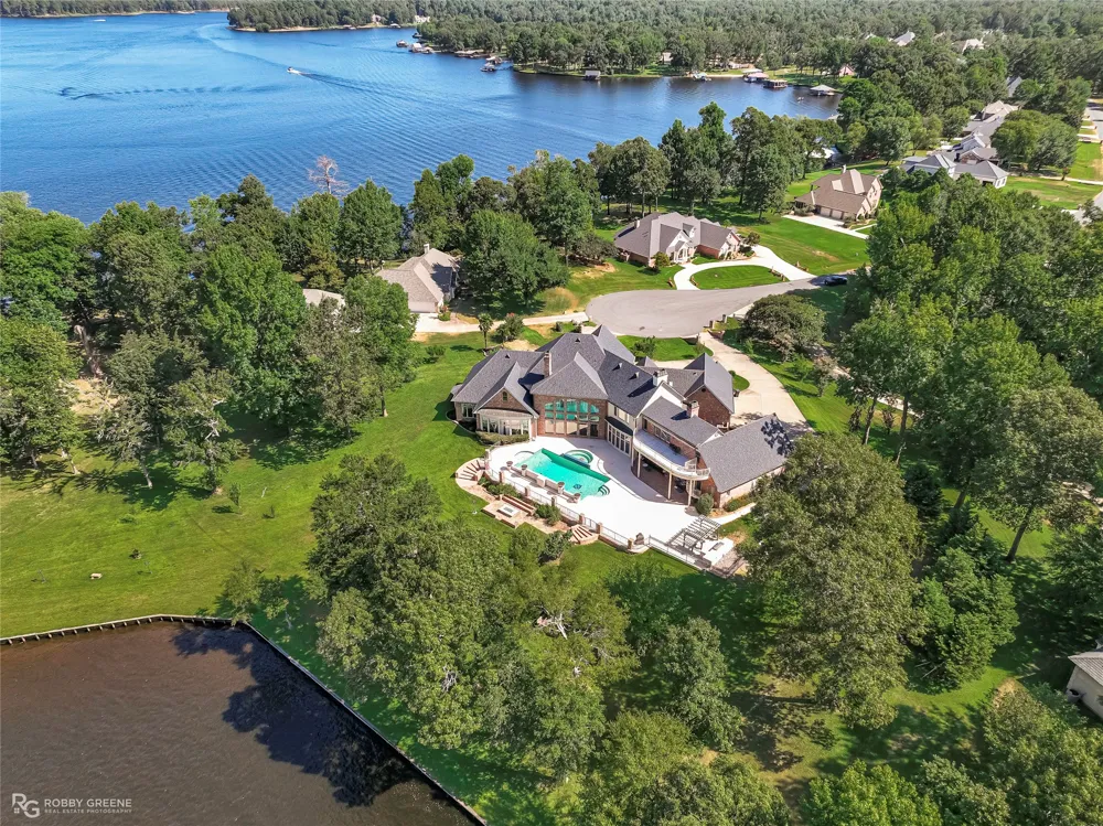 5081 Westrilee Drive Benton, LA 71006