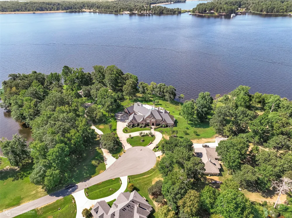 5081 Westrilee Drive Benton, LA 71006