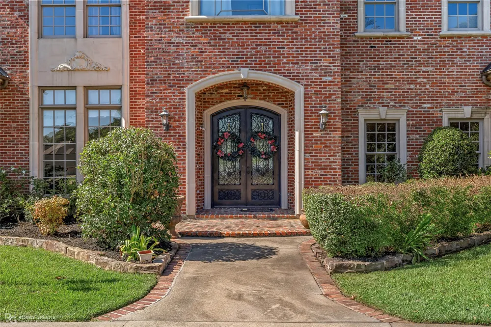 5081 Westrilee Drive Benton, LA 71006