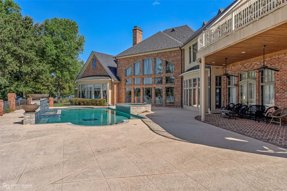 5081 Westrilee Drive Benton, LA 71006