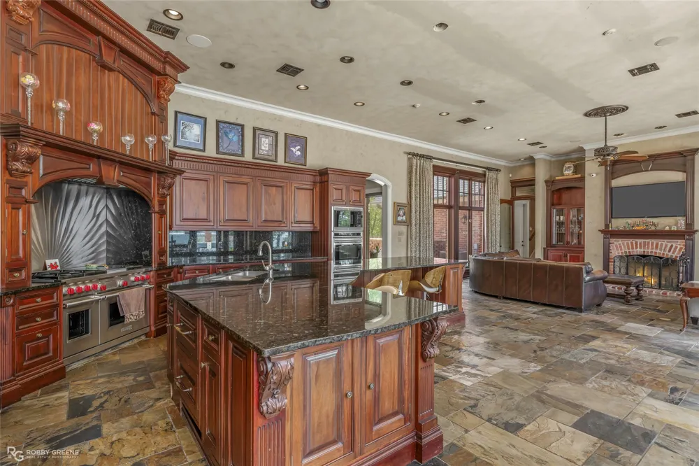 5081 Westrilee Drive Benton, LA 71006