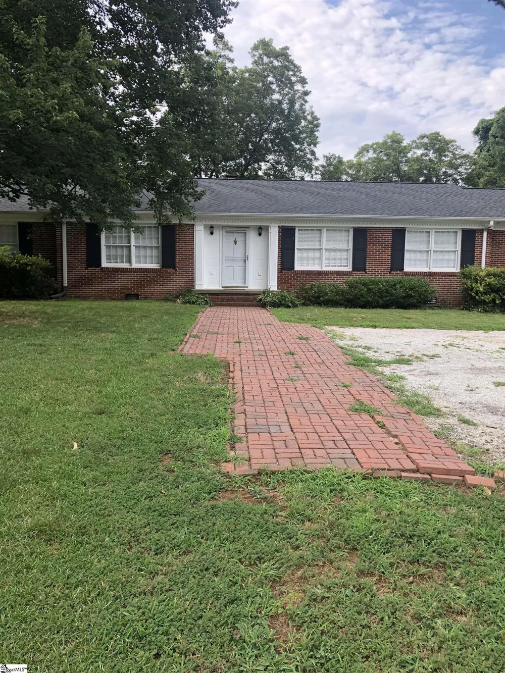 129 Sunset Drive Mauldin, SC 29662