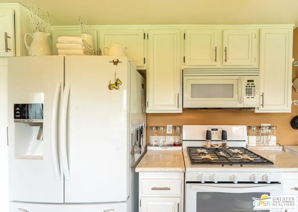 35937 Paseo Circulo Cathedral City, CA 92234