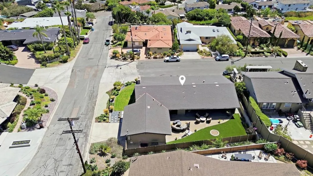 1044 Avenida Amantea La Jolla, CA 92037