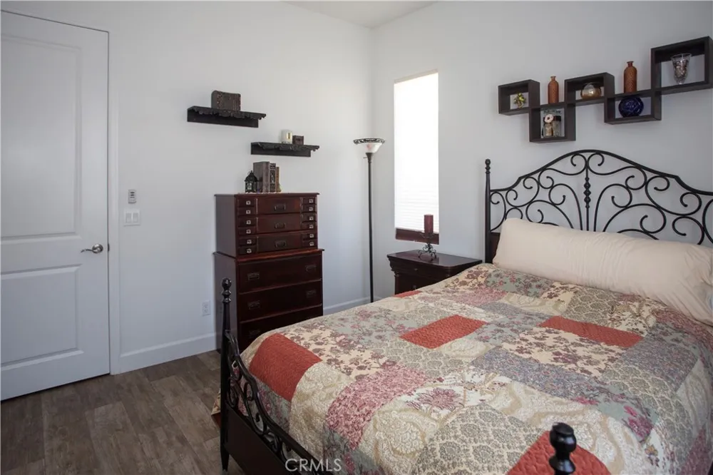 11511 Alton Corona, CA 92883