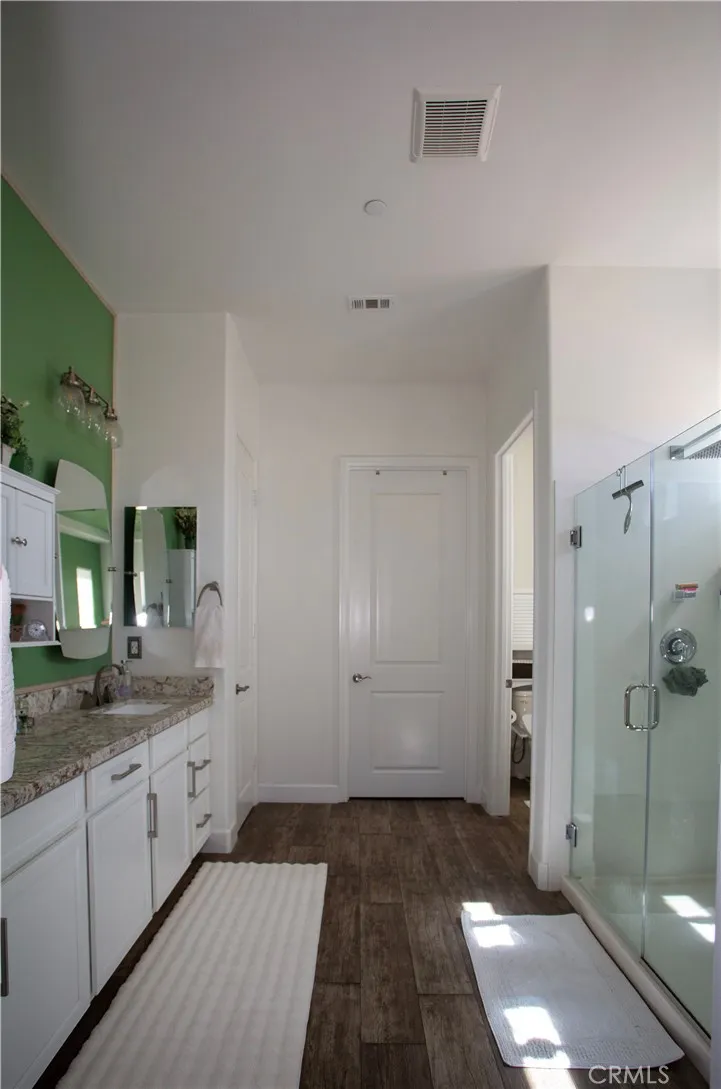 11511 Alton Corona, CA 92883