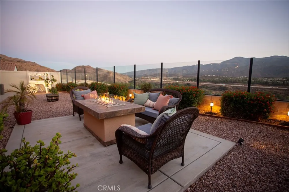 11511 Alton Corona, CA 92883