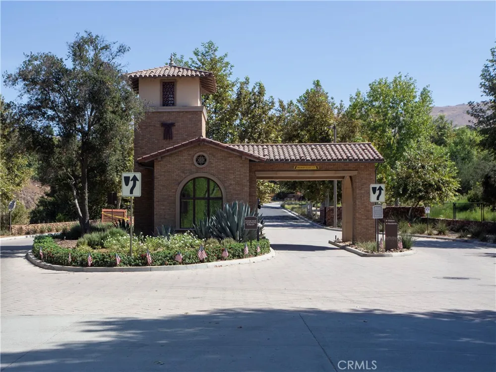 11511 Alton Corona, CA 92883