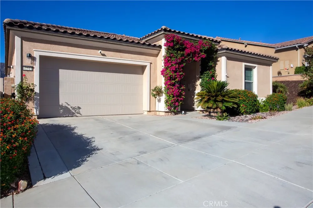 11511 Alton Corona, CA 92883