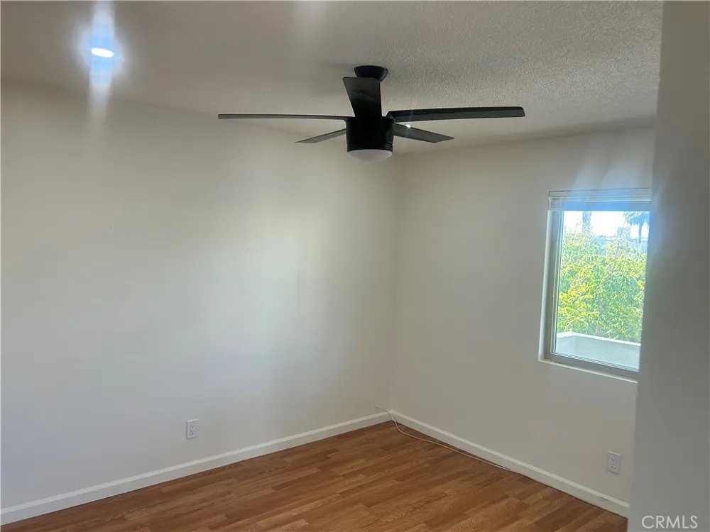 737 E 5th Long Beach, CA 90802