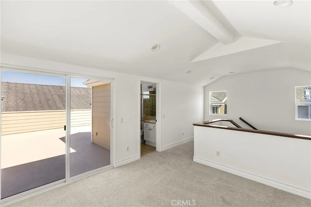 703 Poinsettia Avenue Corona del Mar, CA 92625