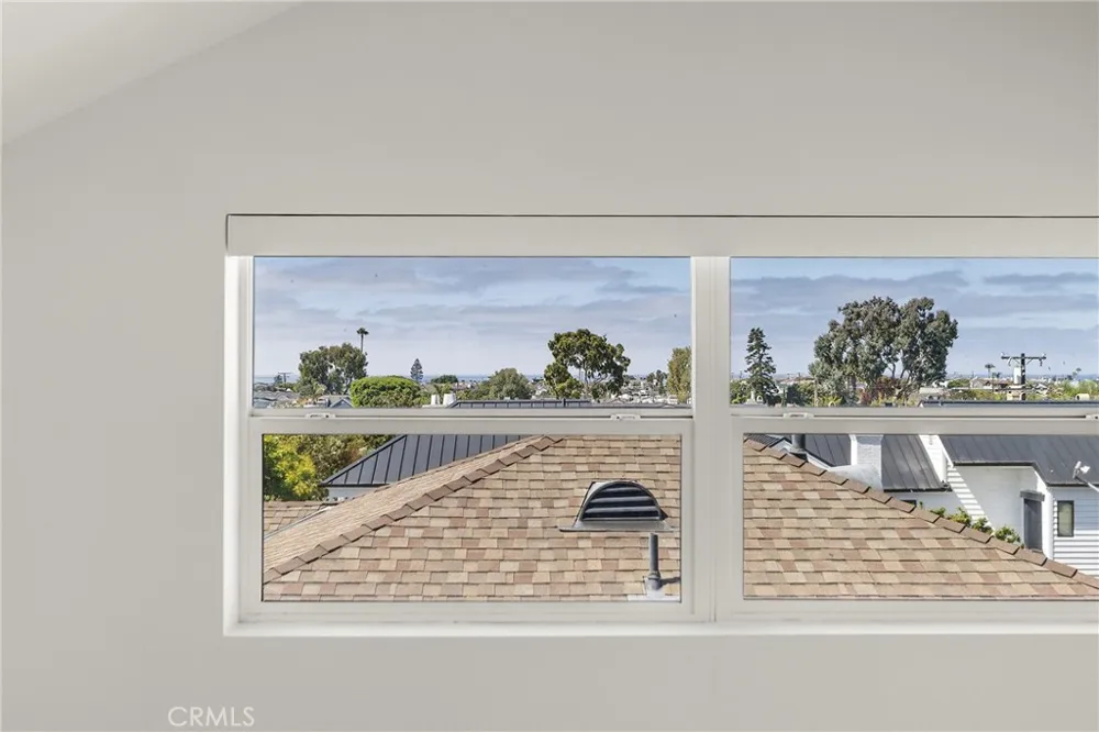 703 Poinsettia Avenue Corona del Mar, CA 92625