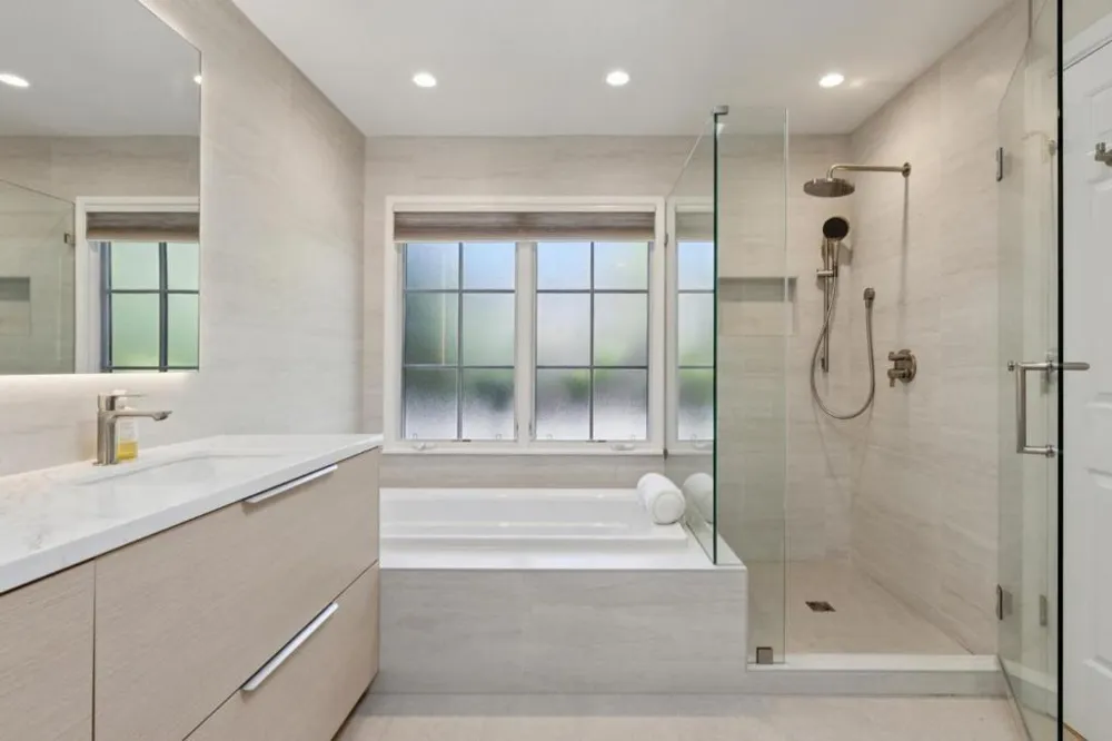 61 Lloyden Drive Atherton, CA 94027
