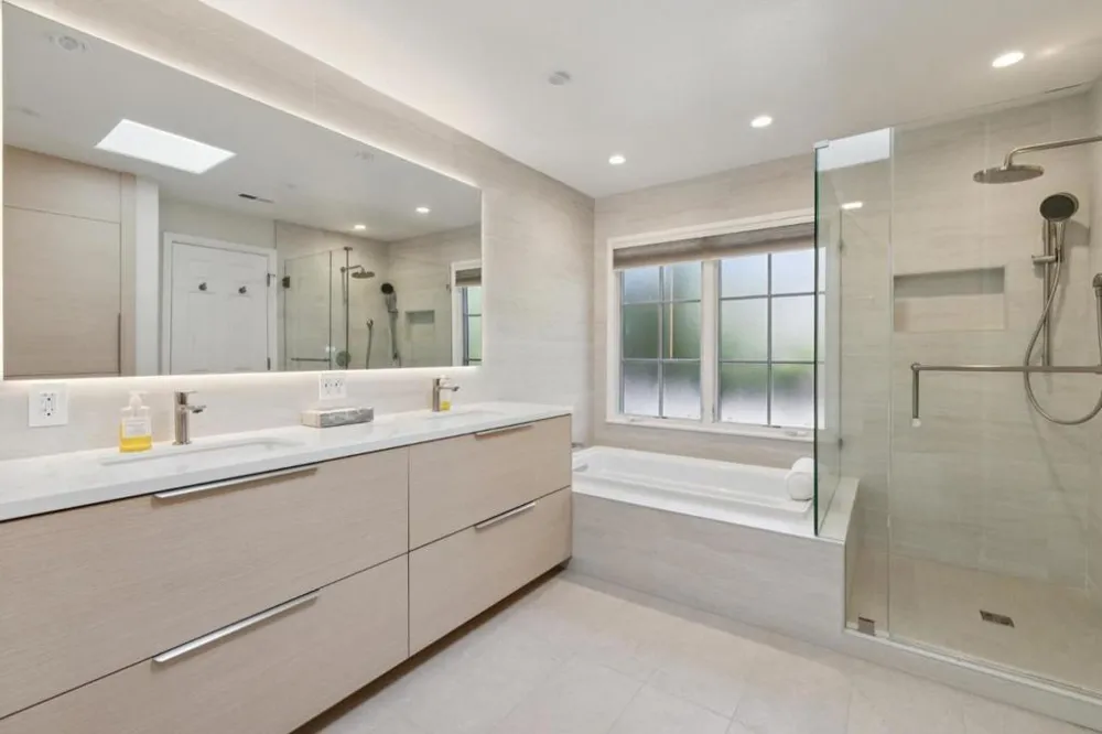 61 Lloyden Drive Atherton, CA 94027
