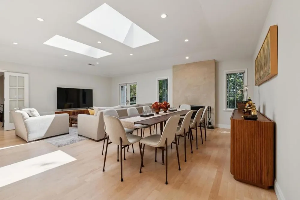 61 Lloyden Drive Atherton, CA 94027
