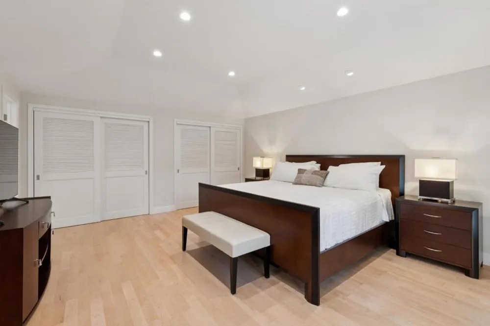 61 Lloyden Drive Atherton, CA 94027