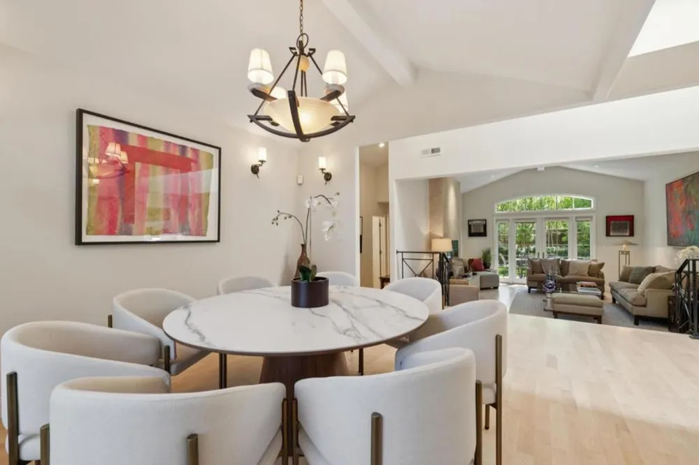 61 Lloyden Drive Atherton, CA 94027