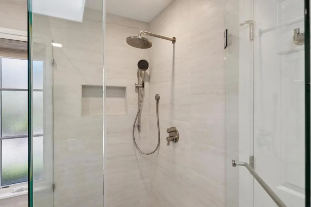 61 Lloyden Drive Atherton, CA 94027