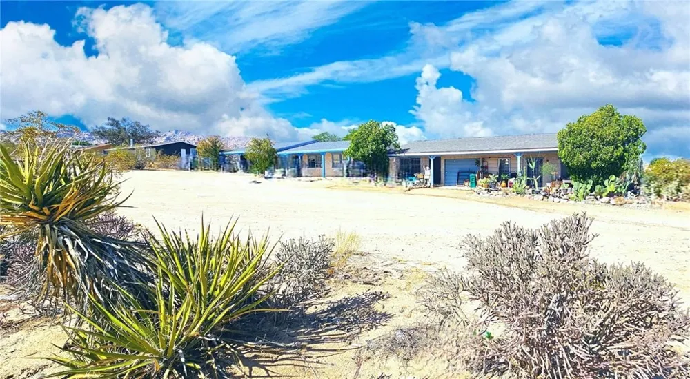 6555 Indian Cove Road 29 Palms, CA 92277