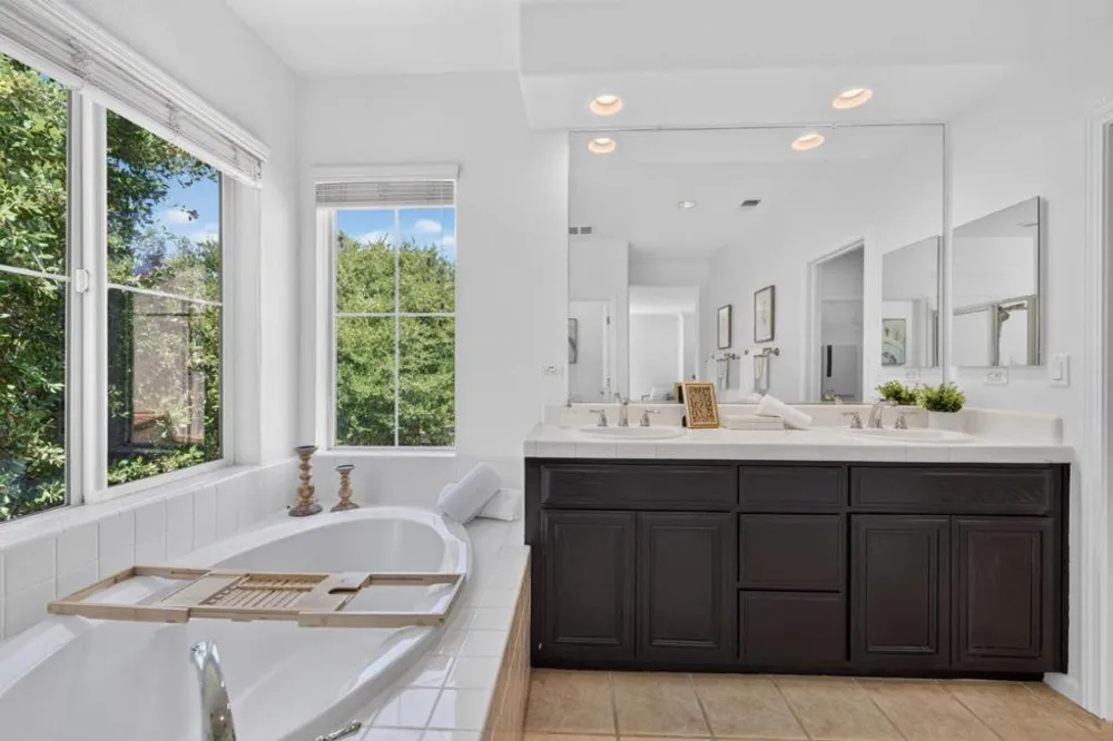 19185 Saffron Drive Morgan Hill, CA 95037